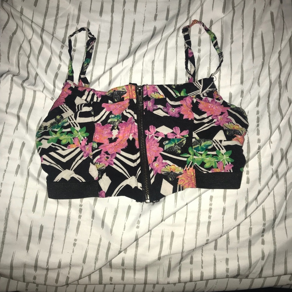 Crop top